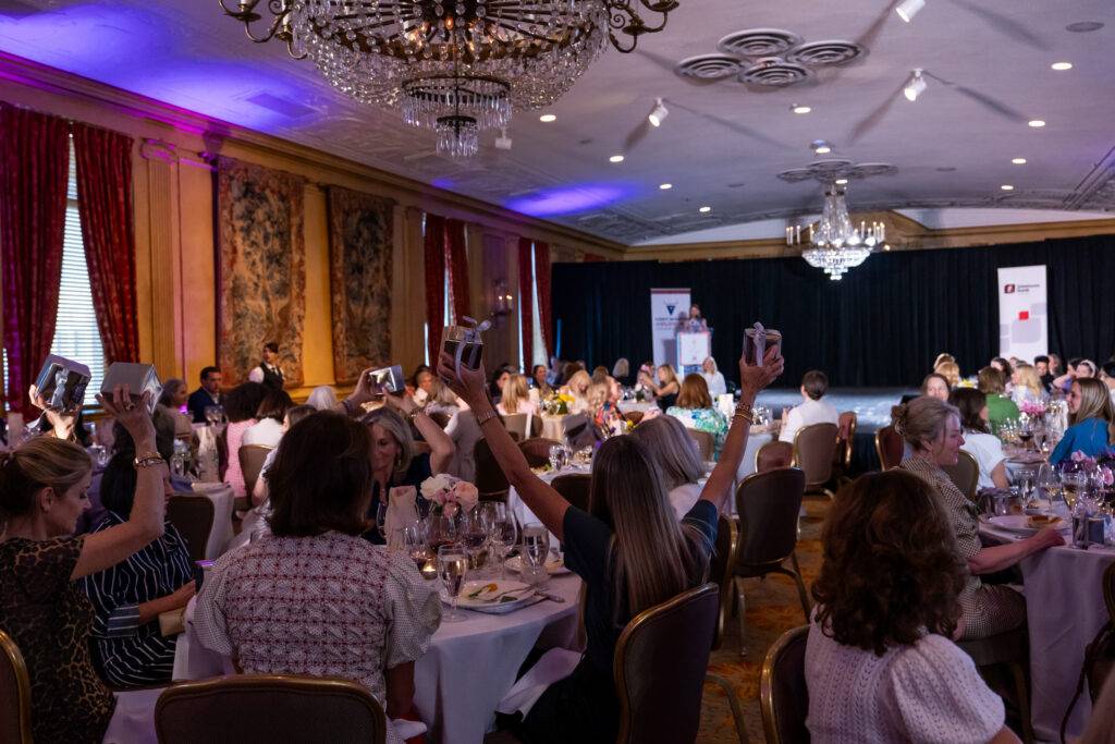 FWColonial_ExecutiveWomans11