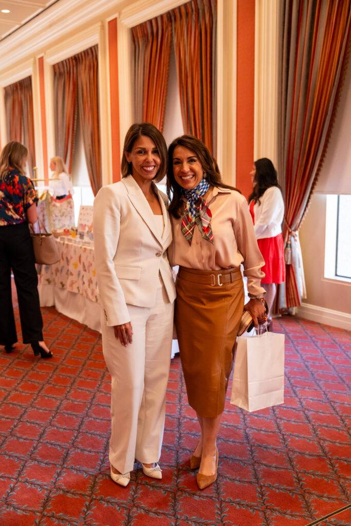 FWColonial_ExecutiveWomans14