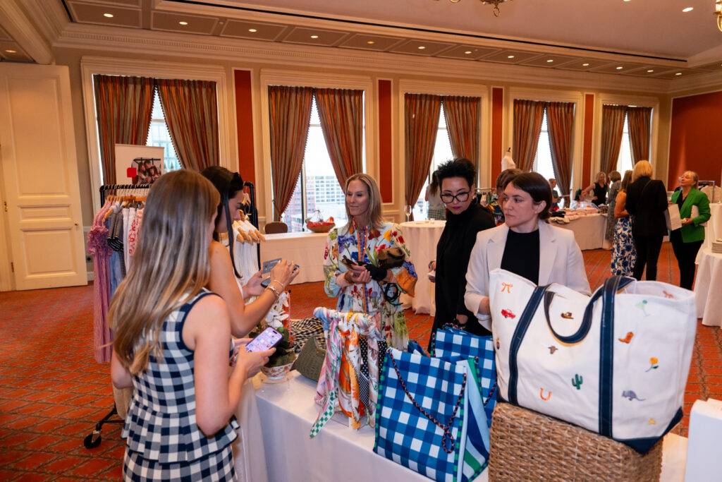 FWColonial_ExecutiveWomans17