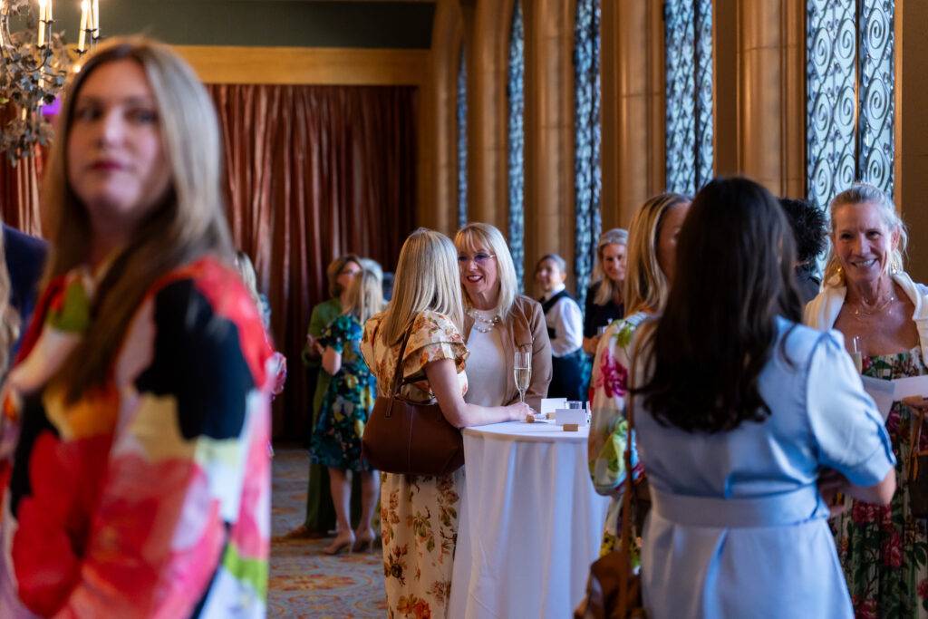 FWColonial_ExecutiveWomans34