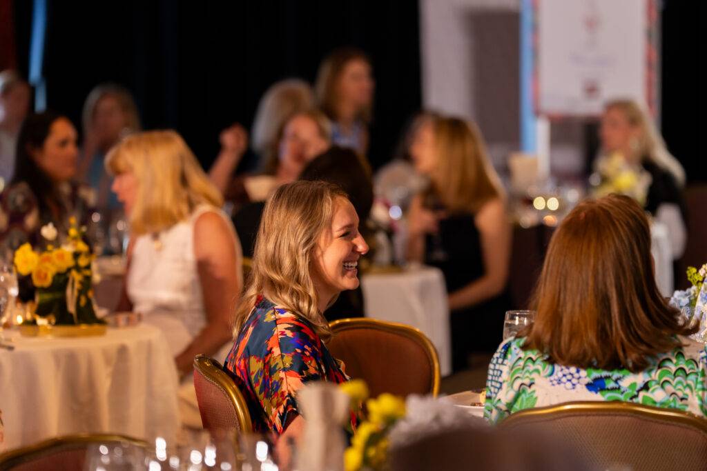 FWColonial_ExecutiveWomans49