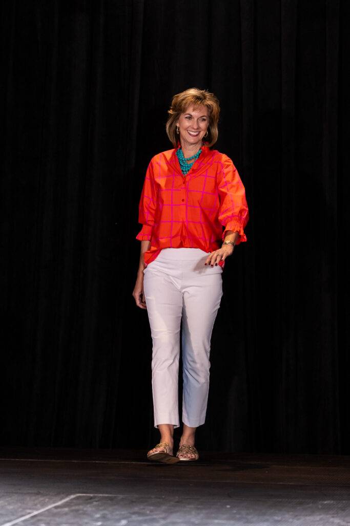 FWColonial_ExecutiveWomans64