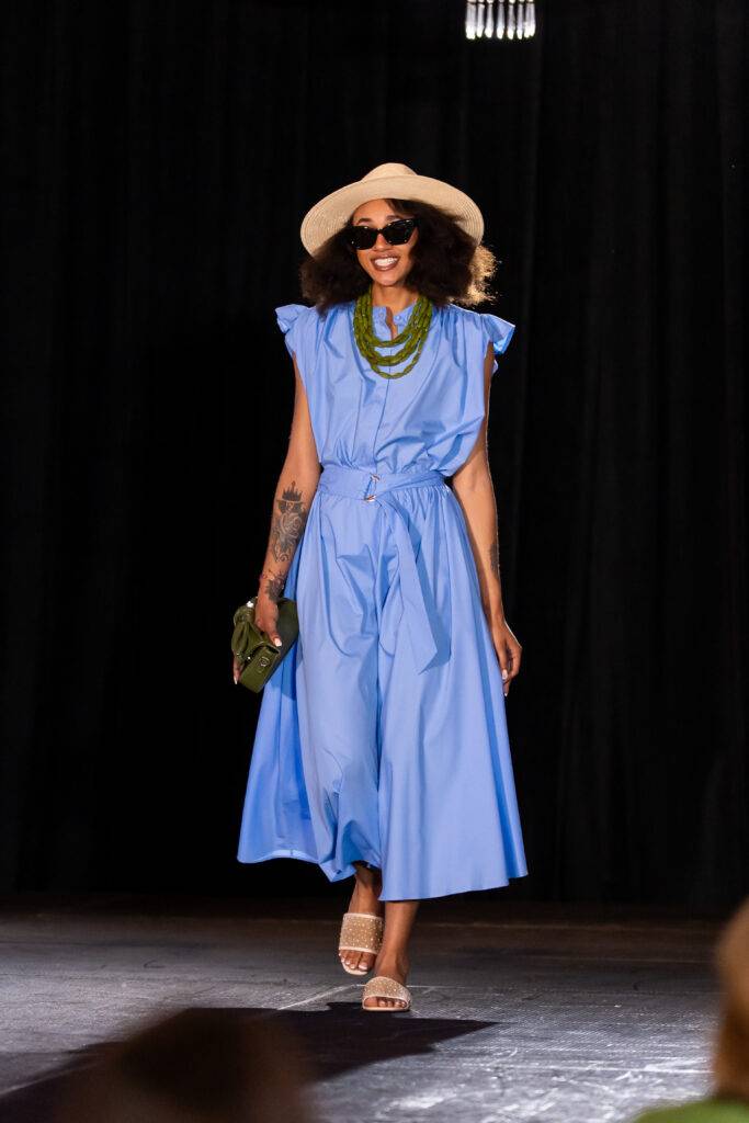 FWColonial_ExecutiveWomans72